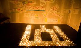 1000 laisvės žvakučių