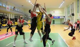 „Nafta-Uni-Akvaservis“ įveikė ir Vilniaus „Perlą“