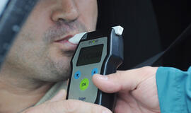 Vairavo girtas - uždarytas į areštinę