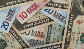 Graikai neva svarsto eurą pakeisti doleriu
