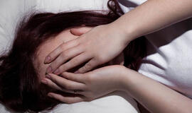 Paralyžiuojantis miegas - siaubingų košmarų priežastis?