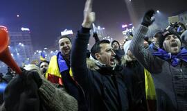 Rumunijos gatvėse - tūkstantiniai protestai