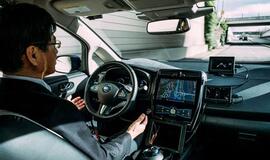 Bepiločiai automobiliai - jau Londono eisme