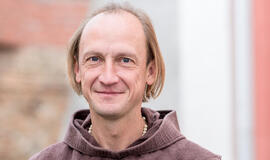 Mirties bausmė yra susitapatinimas su agresoriais