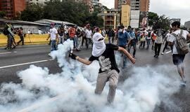 Nuo protestų pradžios Venesueloje sulaikyta beveik 1,3 tūkst. žmonių