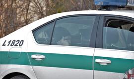 Naktiniai reidai: ir neblaivūs vairuotojai, ir bandymas papirkti