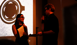 Trumpas kinas. Daina ekrane