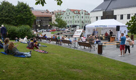 Atvykite į interaktyvią bibliotekos palapinę