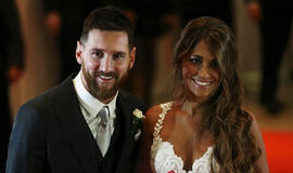 Futbolo žvaigždė Lionelis Messi vedė vaikystės meilę