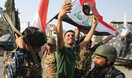 Irako premjeras skelbia pergalę išlaisvintame Mosule