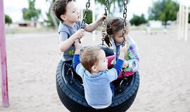 Ką reiškia turėti tris vaikus?