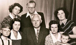 Klaipėdos akvarelės: namai ir žmonės (497)