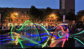 Pabėgti nuo šventės šurmulio kvietė Atgimimo aikštė