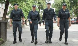 Jaunieji policininkai jokių pagundų nebijo