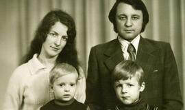 Klaipėdos akvarelės: namai ir žmonės (501)