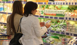 Maisto produktų bei paslaugų kainos toliau kils