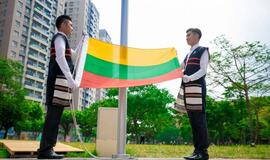 Taipėjuje iškelta Lietuvos trispalvė