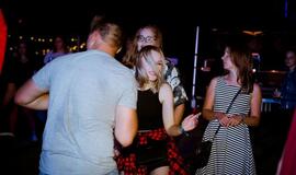 „Roko naktyse“ pasirodžiusios pašėlusios „Repetitor“ muzikantės: „Pusryčiams valgome čipsus!“