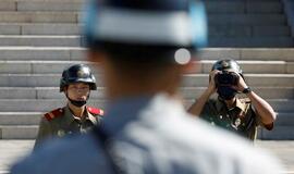 Šiaurės Korėja perspėja dėl „stipraus sprogimo"