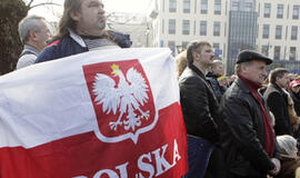 Lenkijos Seimo maršalka kreipėsi į parlamentarus, prašydamas paremti projektą dėl „w“