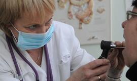 Medikai pigiausių vaistų nesirenka