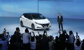 „Nissan“ pristatė naują „Leaf“ modelio elektromobilį