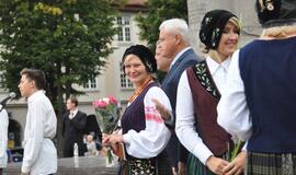 Rugsėjo 1-oji - su tautiniais akcentais