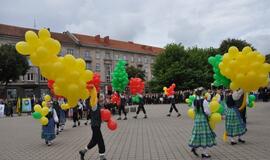 Rugsėjo 1-oji - su tautiniais akcentais