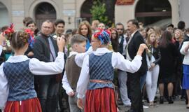 Rugsėjo 1-oji - su tautiniais akcentais