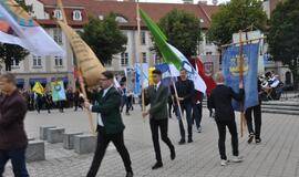 Rugsėjo 1-oji - su tautiniais akcentais