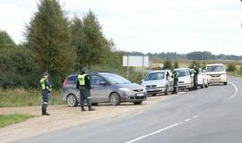 Policija tęsia reidus - tyko apsvaigusių vairuotojų