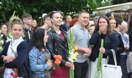 Rugsėjo 1-oji - su tautiniais akcentais