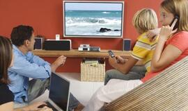 Televizorius kenkia, bet vis tiek jį žiūrime