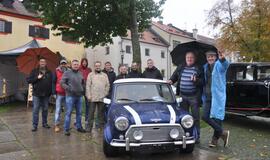 Senovinių automobilių paroda