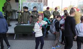 "Judriojoje mugėje" - tūkstančiai moksleivių