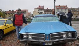 Senovinių automobilių paroda