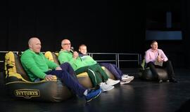 "Judriojoje mugėje" - tūkstančiai moksleivių