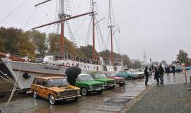 Senovinių automobilių paroda