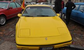 Senovinių automobilių paroda