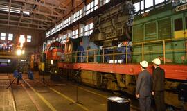 Pradėtas kurti pirmasis SGD varomas lokomotyvas