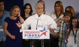 Antrajame Čilės prezidento rinkimų ture susirungs Sebastianas Pinjera ir Alechandras Giljeras