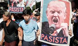 Filipinuose Donaldą Trampą pasitinka protestai