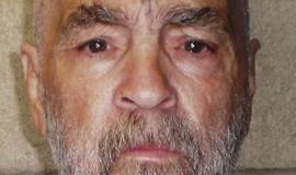 Mirė keturis dešimtmečius kalėjime praleidęs vienas žymiausių JAV ir pasaulio nusikaltėlių Čarlzas Mensonas