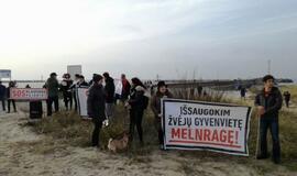 Melnragės bendruomenė protestavo prieš uosto plėtrą