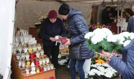 Lapkričio 1-oji Lėbartų kapinėse