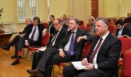 KU pasirašė bendradarbiavimo sutartį su vokiečių moksliniu institutu