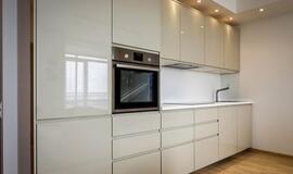 Klaipėdiečiai viliojami visiškai įrengtais butais, kuriuose yra net patalynė