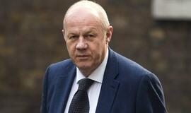 Po kaltinimų seksualiniu priekabiavimu atsistatydino Jungtinės Karalystės vicepremjeras