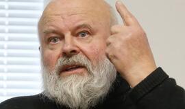 Uždusinsime valstybę meilės glėby