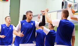 Kausis su "Ereliais"